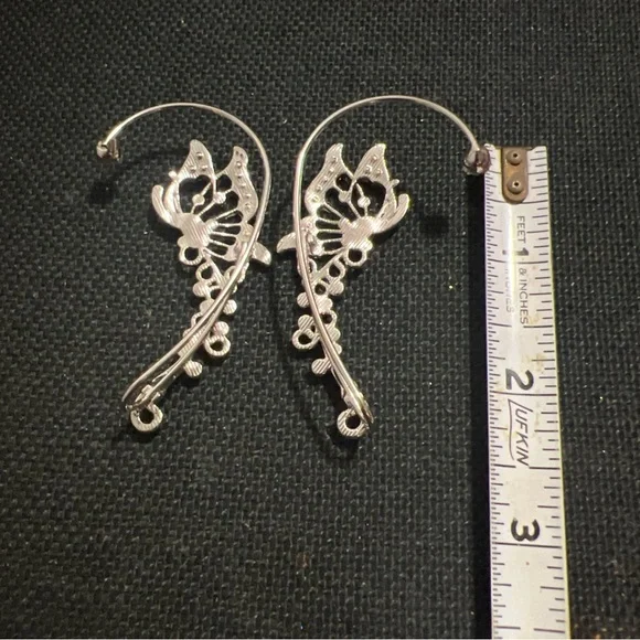 Elegant Silver Butterfly Earrings - Picture 6 of 7
